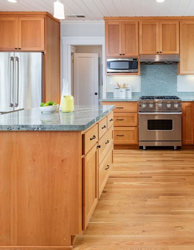 Modern Wood Kitchen Cabinets Stainless Steel Appliances